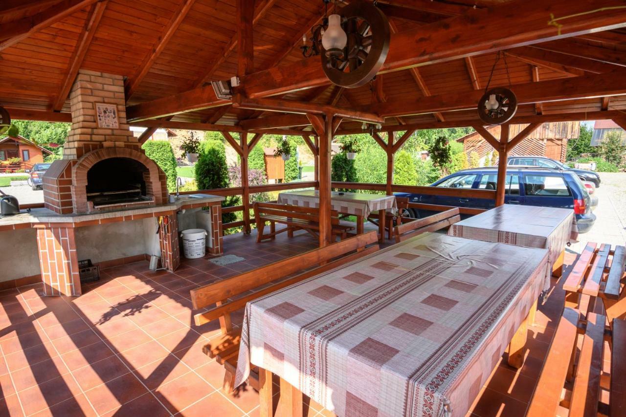 Casa Moldovan Совата Екстериор снимка